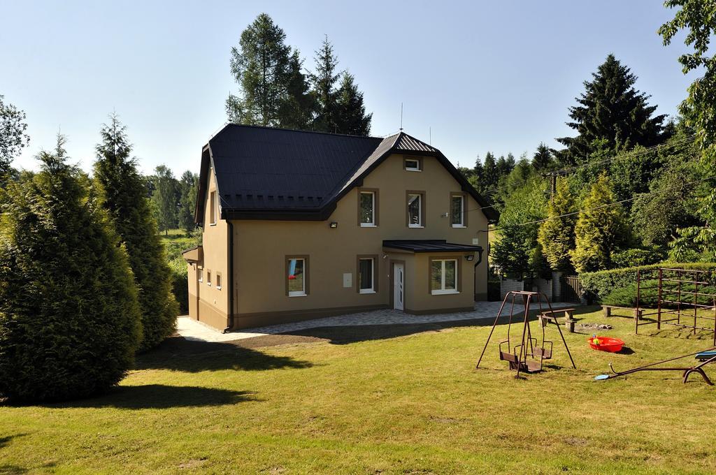 Vila Vlci Hora Krasna Lipa Room photo